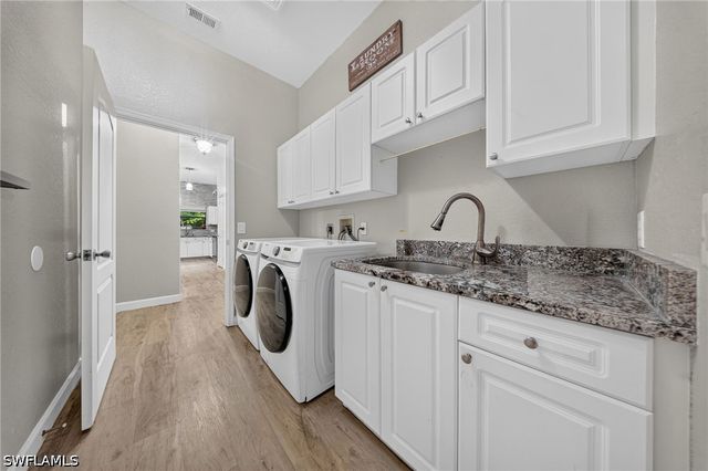 5761 Waxmyrtle WAY, Naples, FL 34109
