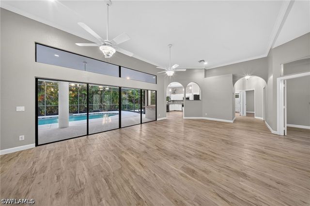 5761 Waxmyrtle WAY, Naples, FL 34109