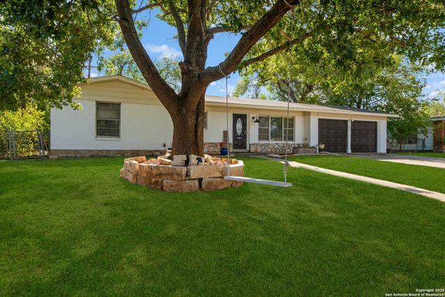 189 National Blvd, Universal City, TX 78148