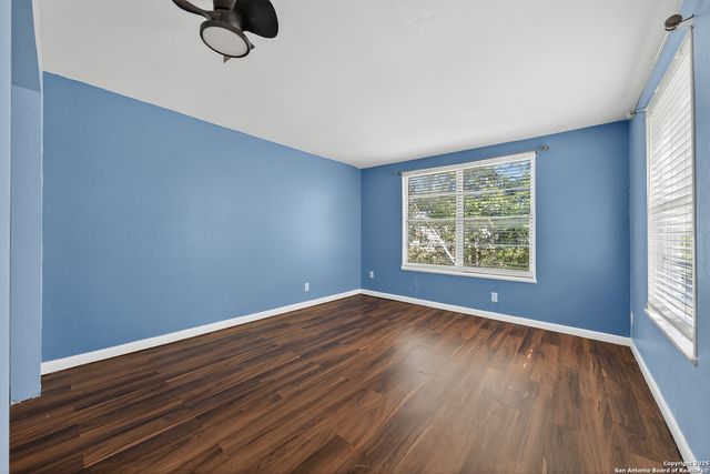 189 National Blvd, Universal City, TX 78148