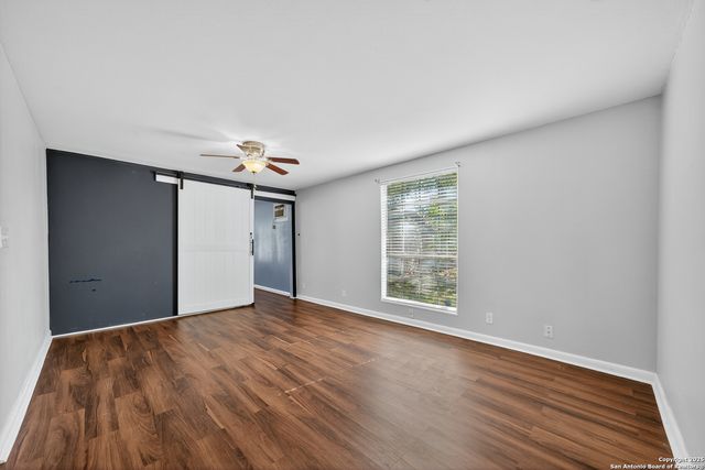 189 National Blvd, Universal City, TX 78148