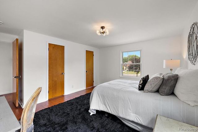 9161 W Outer Drive, Detroit, MI 48219