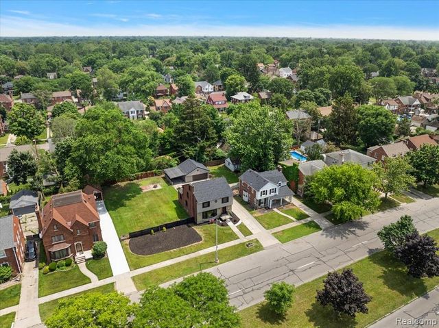 9161 W Outer Drive, Detroit, MI 48219