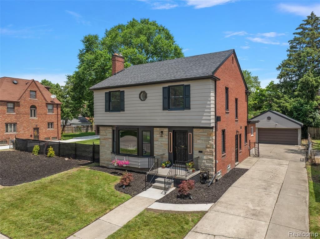 9161 W Outer Drive, Detroit, MI 48219