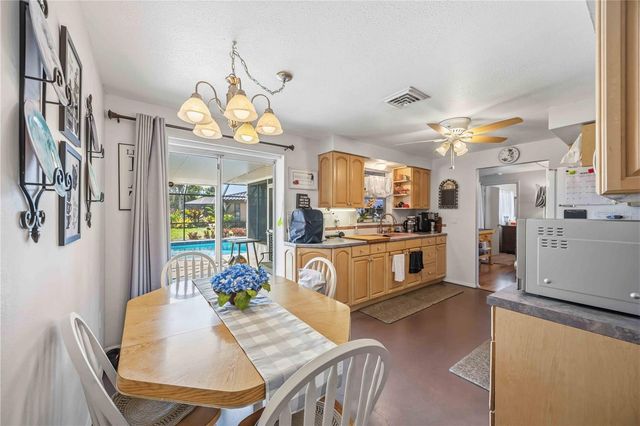 1600 CYPRESS POINT COURT, Venice, FL 34293