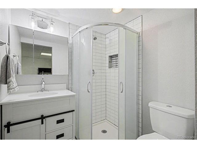 1771 S Genoa Way, Aurora, CO 80017