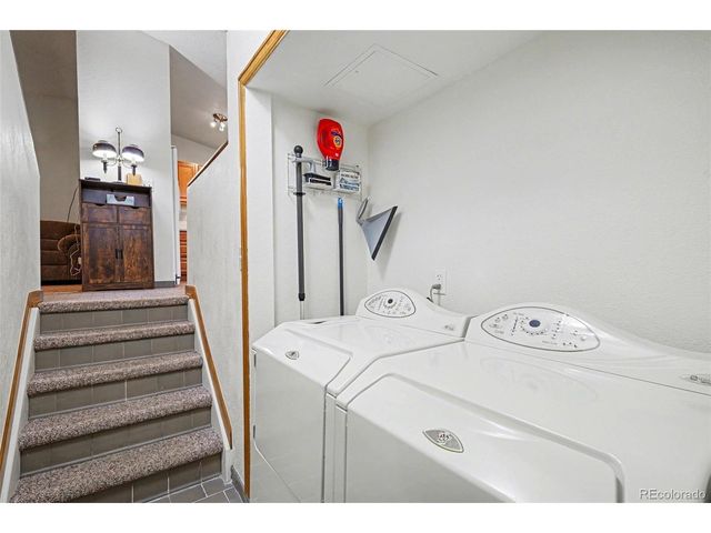1771 S Genoa Way, Aurora, CO 80017