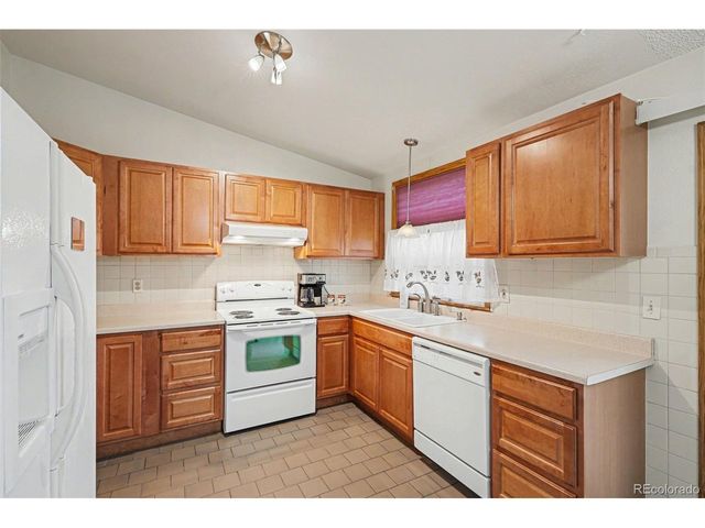 1771 S Genoa Way, Aurora, CO 80017
