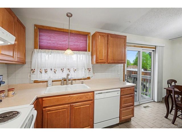 1771 S Genoa Way, Aurora, CO 80017