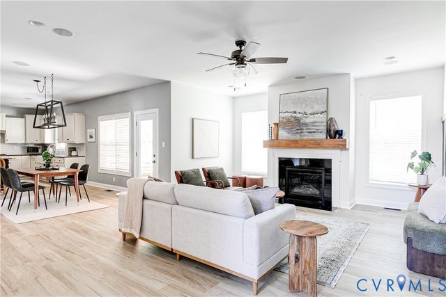 14806 Creekbrook Pl, Midlothian, VA 23113