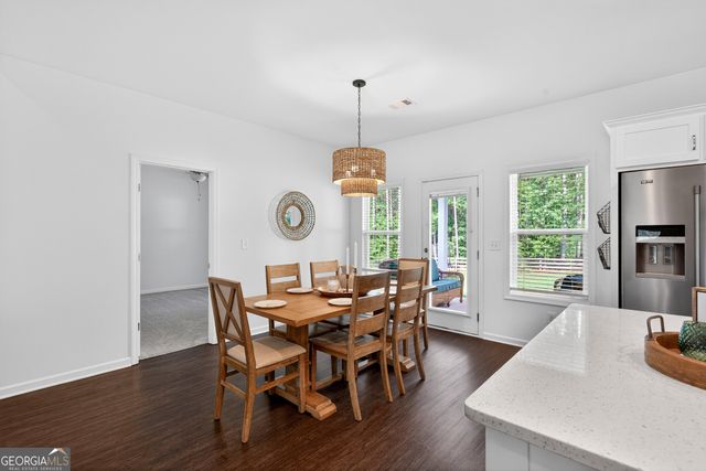 86 Pollen Trail, Grantville, GA 30220