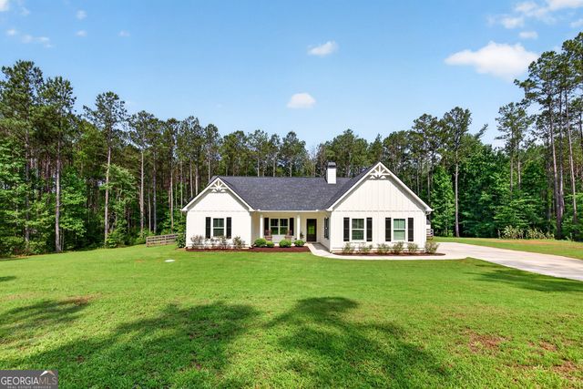 86 Pollen Trail, Grantville, GA 30220