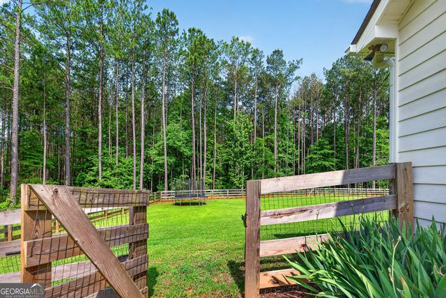 86 Pollen Trail, Grantville, GA 30220