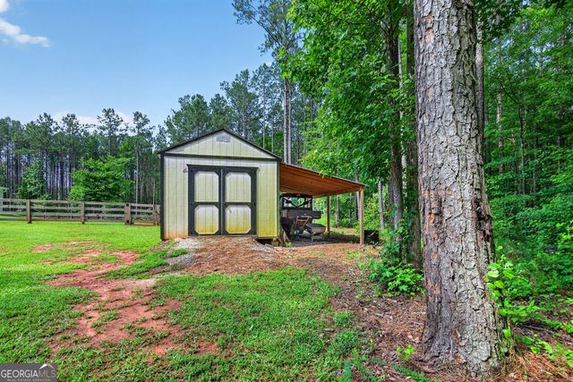 86 Pollen Trail, Grantville, GA 30220