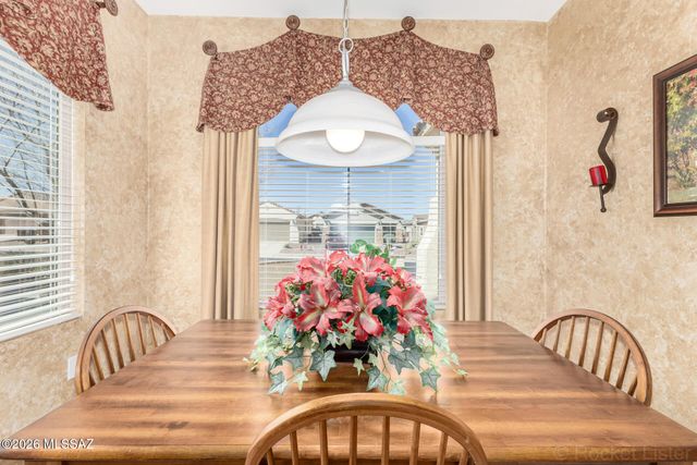 431 W Calle Del Estribo, Sahuarita, AZ 85629