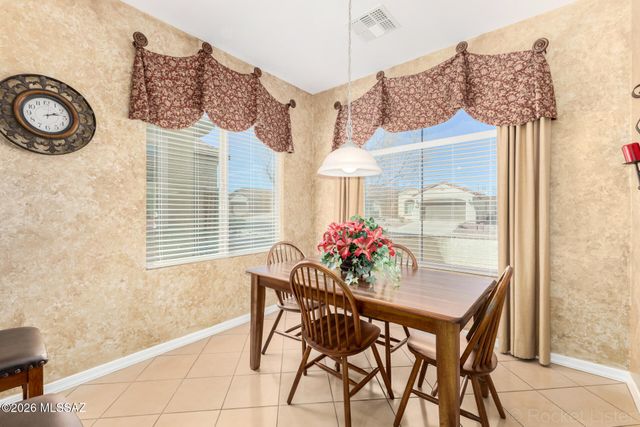 431 W Calle Del Estribo, Sahuarita, AZ 85629