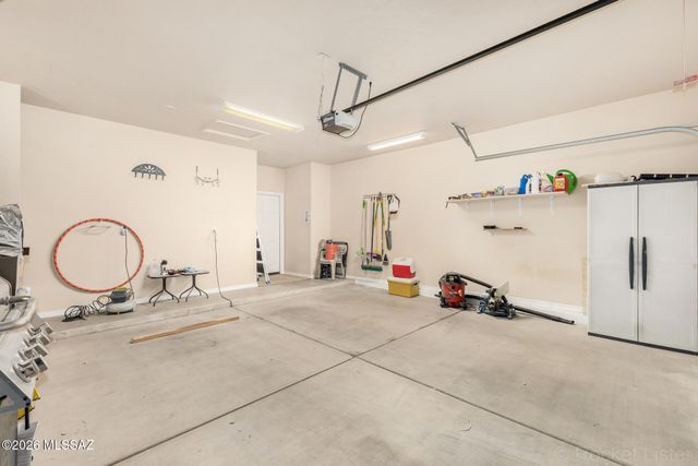 431 W Calle Del Estribo, Sahuarita, AZ 85629