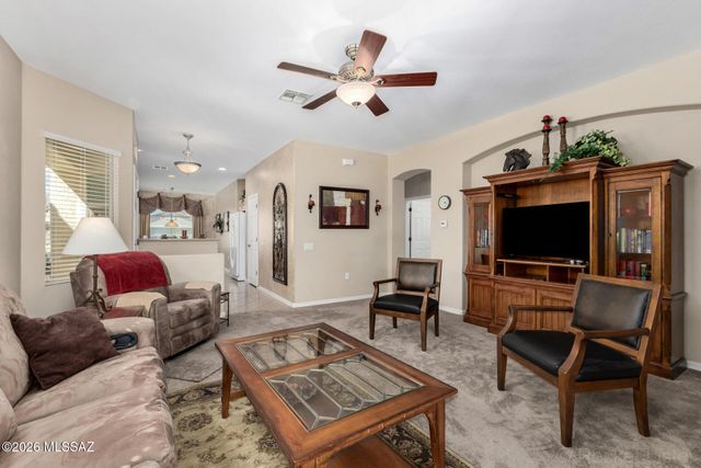 431 W Calle Del Estribo, Sahuarita, AZ 85629