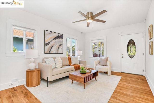 3818 Suter ST, Oakland, CA 94619