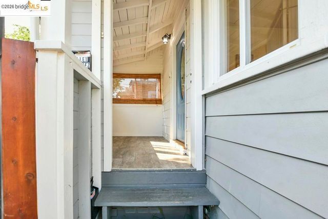 3818 Suter ST, Oakland, CA 94619