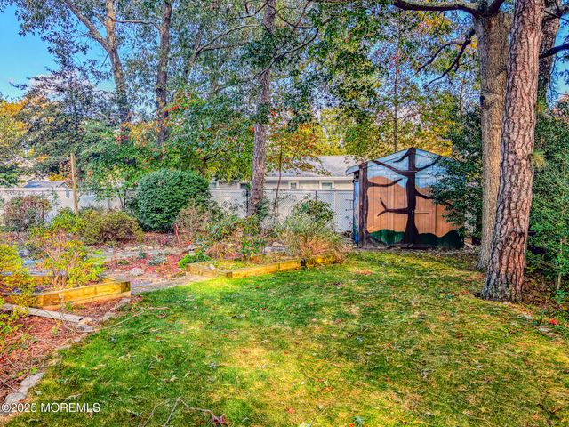 1972 Glen Oak Drive, Forked River, NJ 08731