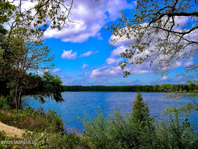 1972 Glen Oak Drive, Forked River, NJ 08731