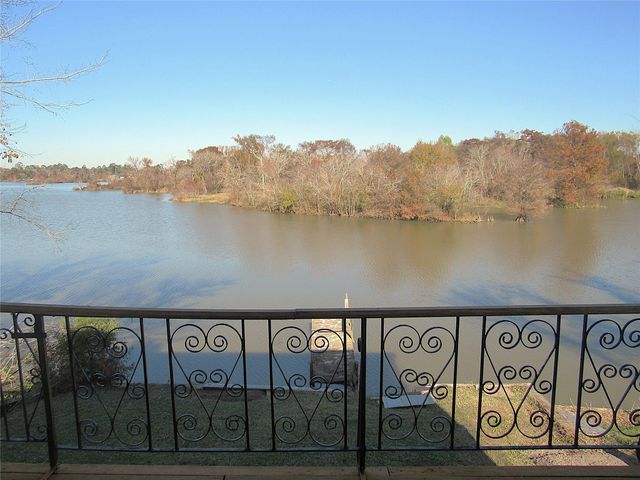 2503 River Crest Drive, Houston, TX 77338