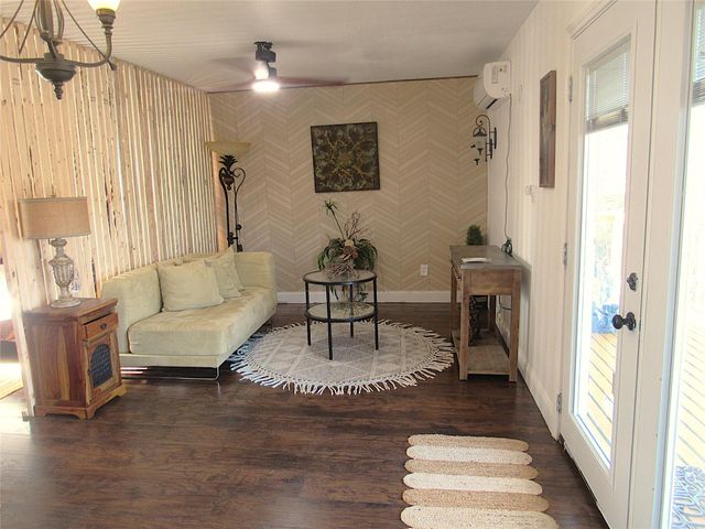 2503 River Crest Drive, Houston, TX 77338