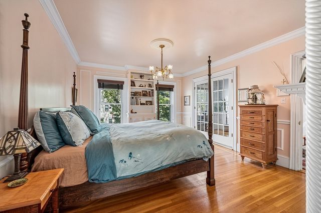 583 East Broadway, Boston, MA 02127