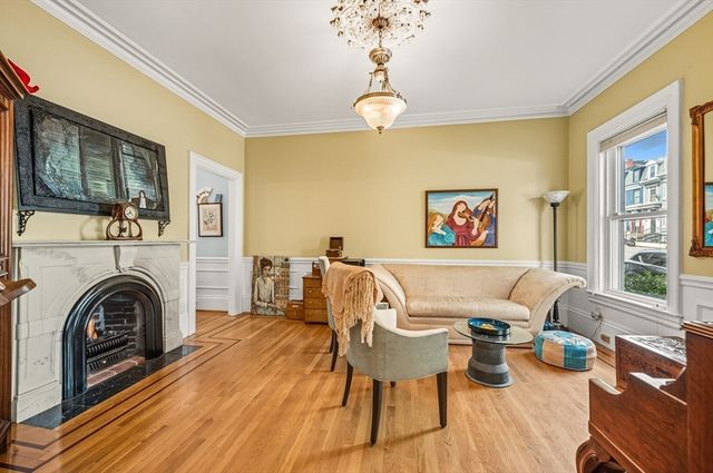 583 East Broadway, Boston, MA 02127