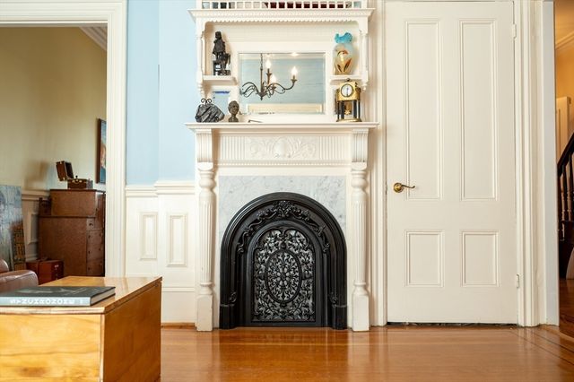 583 East Broadway, Boston, MA 02127