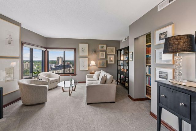2950 Dean Parkway 1805, Minneapolis, MN 55416