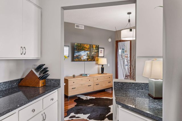 2950 Dean Parkway 1805, Minneapolis, MN 55416