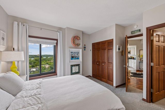 2950 Dean Parkway 1805, Minneapolis, MN 55416