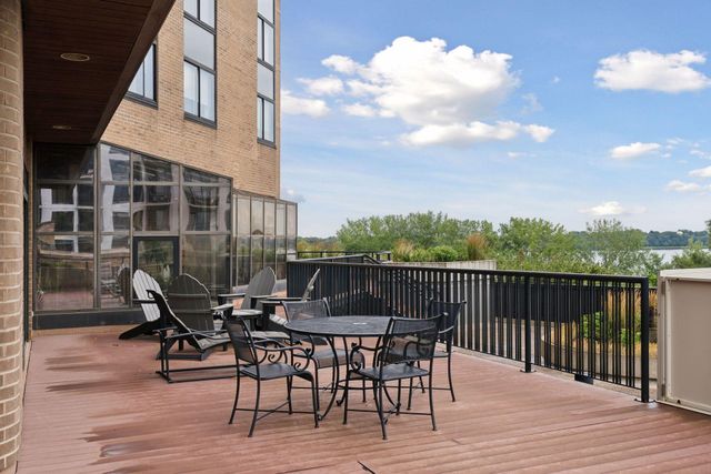 2950 Dean Parkway 1805, Minneapolis, MN 55416