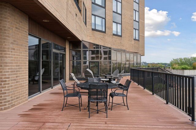 2950 Dean Parkway 1805, Minneapolis, MN 55416