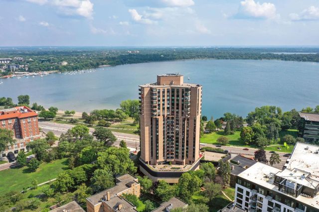 2950 Dean Parkway 1805, Minneapolis, MN 55416
