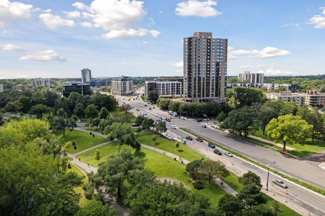 2950 Dean Parkway 1805, Minneapolis, MN 55416