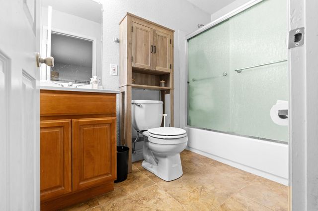 14399 E Juniper Ave, Lockeford, CA 95237