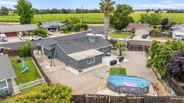 14399 E Juniper Ave, Lockeford, CA 95237