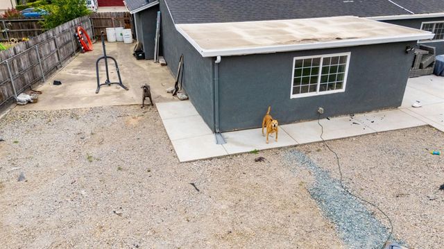 14399 E Juniper Ave, Lockeford, CA 95237