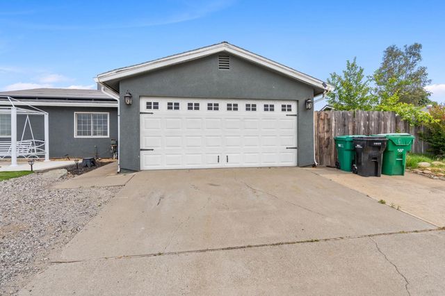 14399 E Juniper Ave, Lockeford, CA 95237