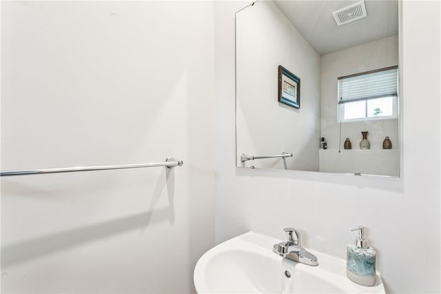 212 Smith Lane, Chippewa Twp, PA 15010