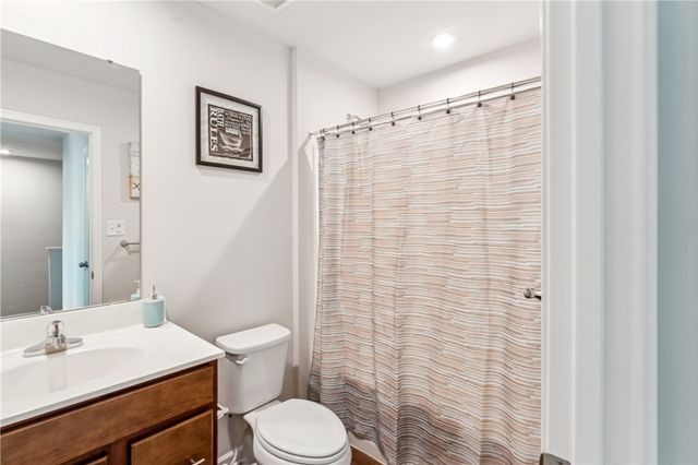 212 Smith Lane, Chippewa Twp, PA 15010