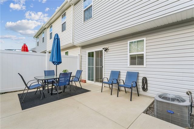 212 Smith Lane, Chippewa Twp, PA 15010