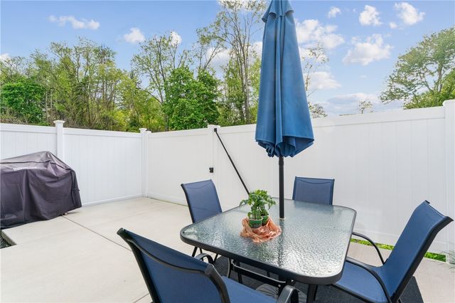 212 Smith Lane, Chippewa Twp, PA 15010