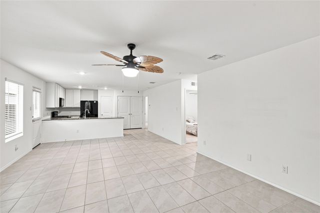 1706 Horizons Hill, Crandall, TX 75114