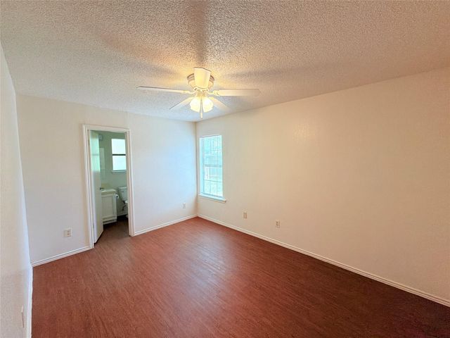 1215 Ridgemont ST, Round Rock, TX 78664