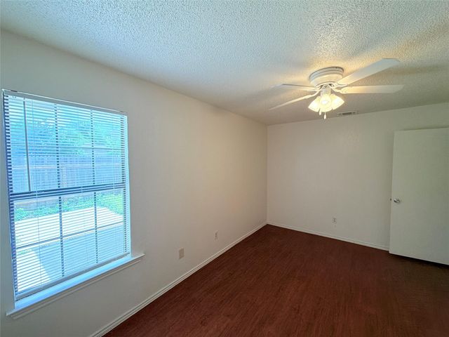 1215 Ridgemont ST, Round Rock, TX 78664