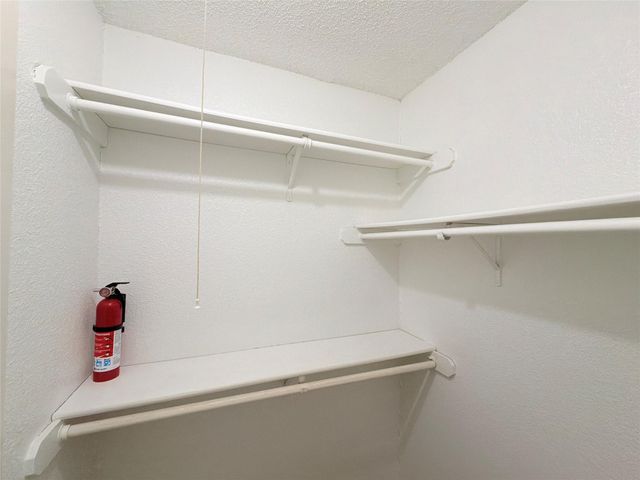 1215 Ridgemont ST, Round Rock, TX 78664